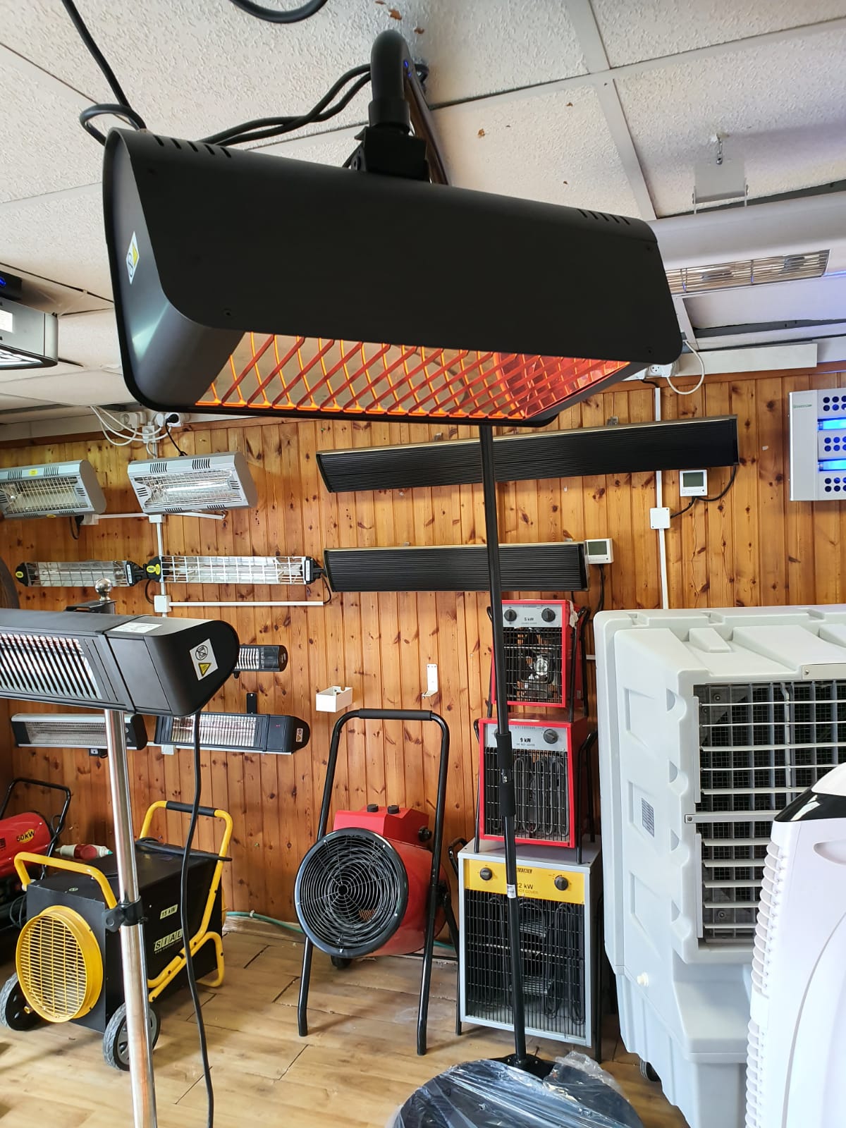 Flexible Stand for Infrared Heater | Fusion Model - Technical Details