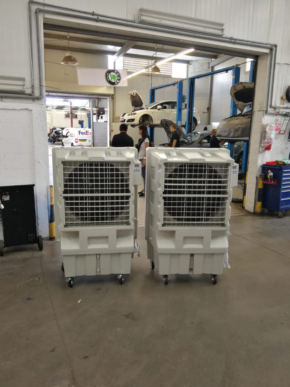 Industrial Air Cooler 12,000 BRIZA B120 with Humidity Controller - White Color - View 5