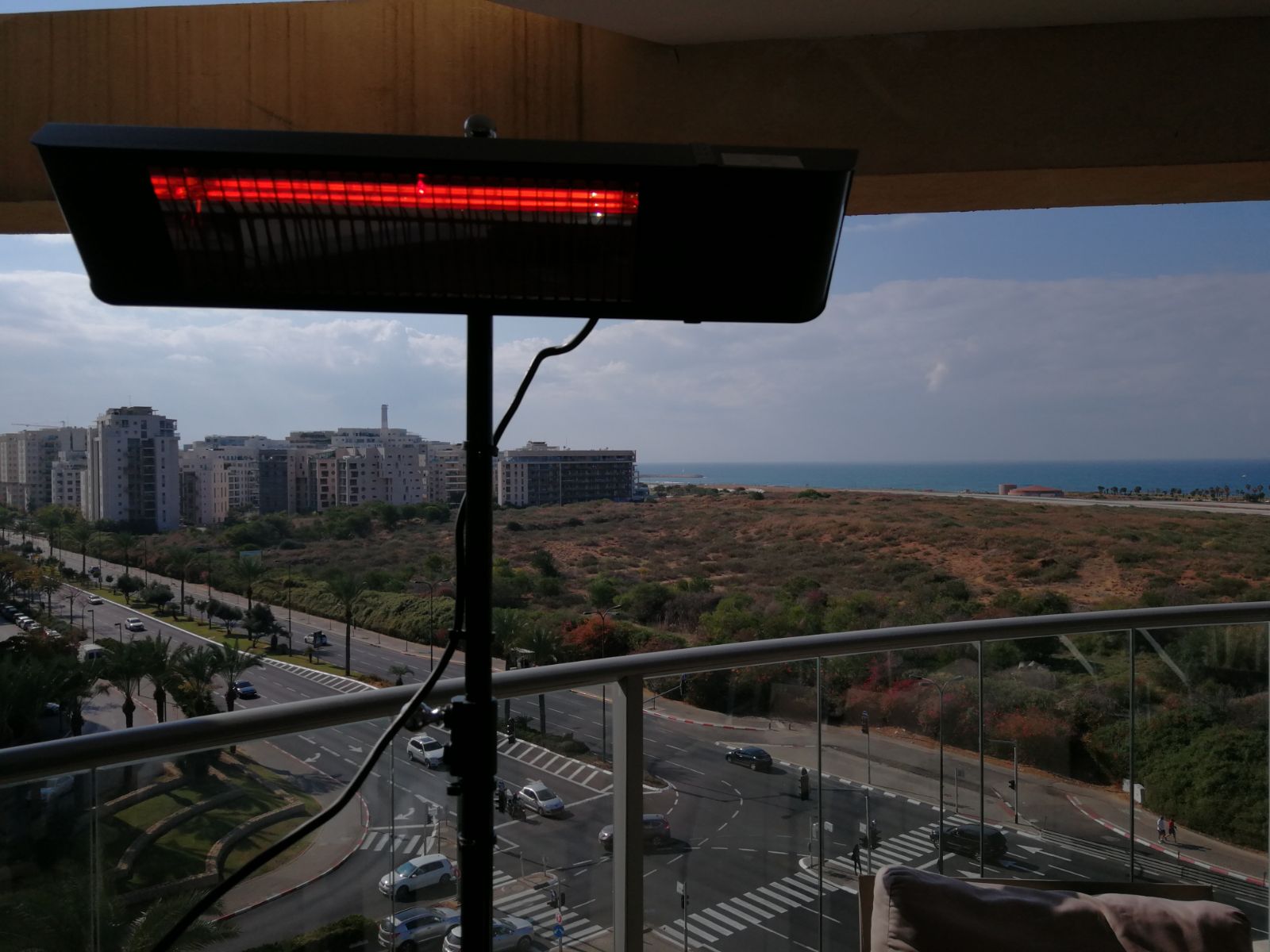 Infrared Heater including Black Stand | Volcan premium 2000W Model | Matte Black - View 5