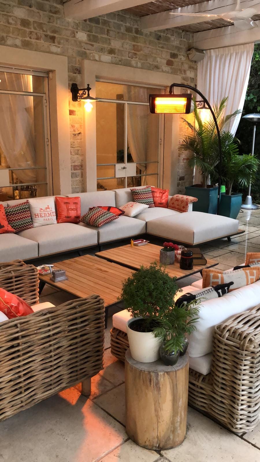 Infrared Heater with Fusion Stand and Remote control | Model BOSTON premium 2000W - Technical Details