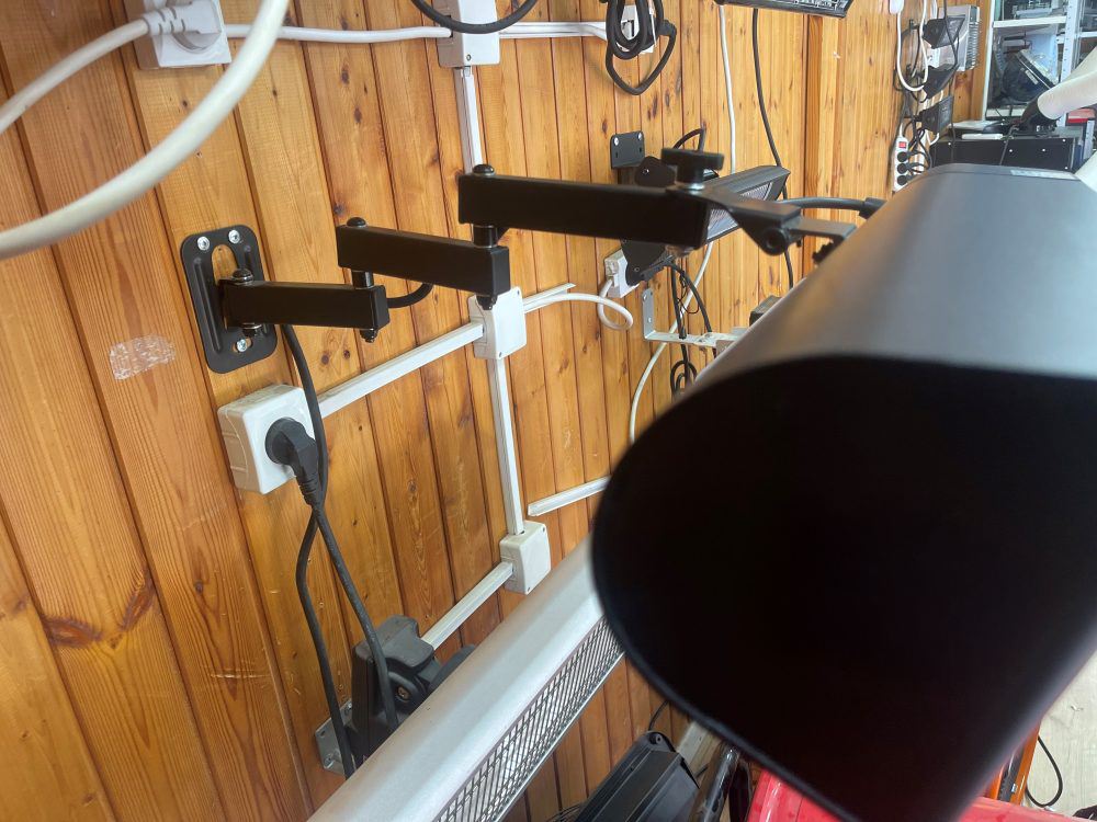 Articulated Arm in Black for Infrared Heaters - View 5